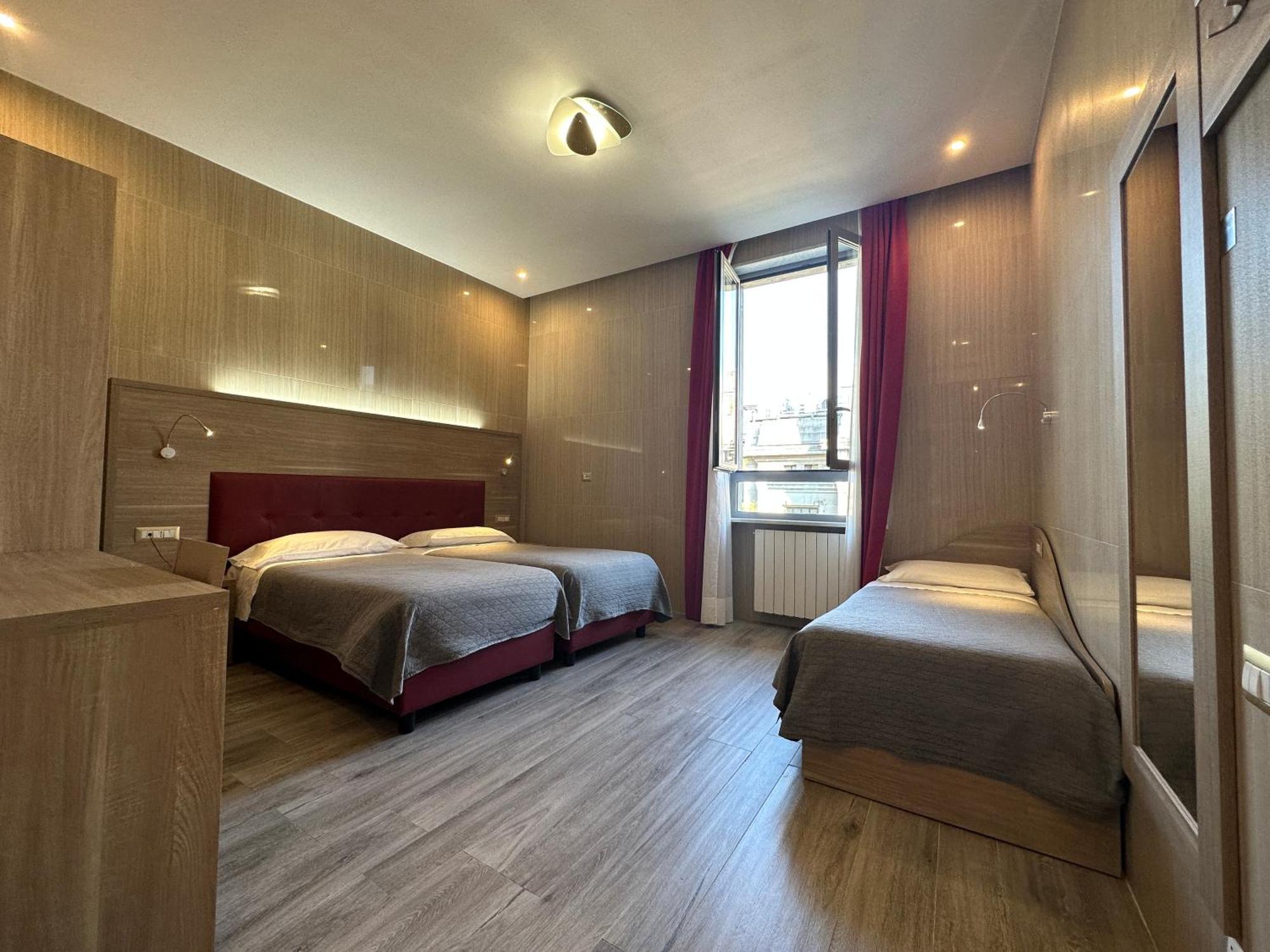 Triple Room,1348648496:JPEG